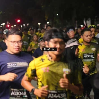 Runner Photo 7065876