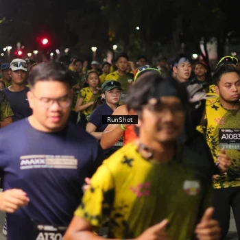 Runner Photo 7065885