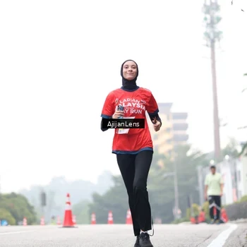 Runner Photo 7065887