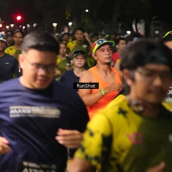 Runner Photo 7065888