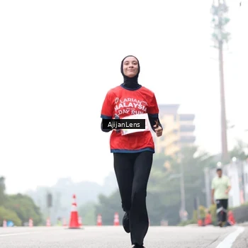 Runner Photo 7065891