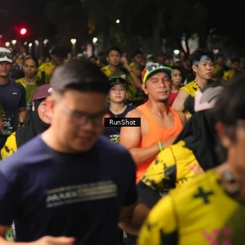 Runner Photo 7065900