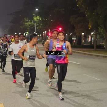 Runner Photo 7065909