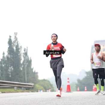 Runner Photo 7065911