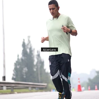 Runner Photo 7065913