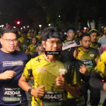 Runner Photo 7065916