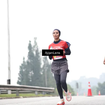 Runner Photo 7065928