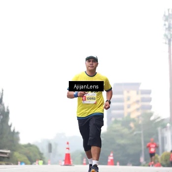 Runner Photo 7065943