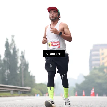Runner Photo 7065947