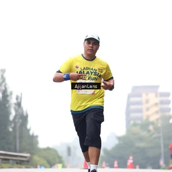 Runner Photo 7065954