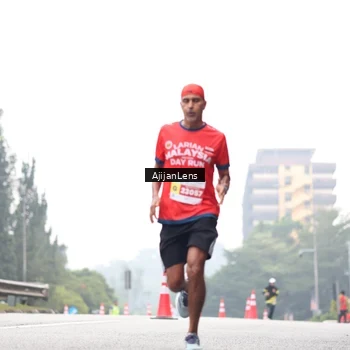 Runner Photo 7065962