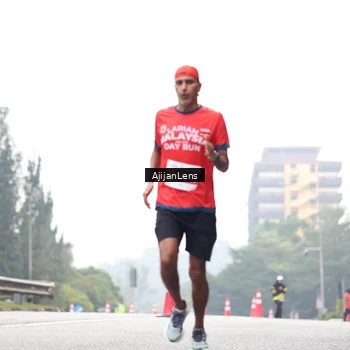 Runner Photo 7065978
