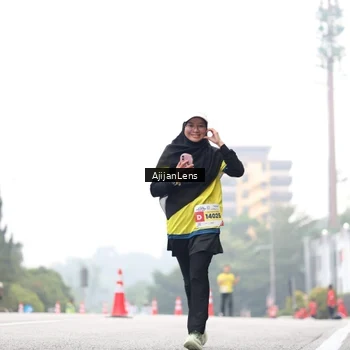 Runner Photo 7065980