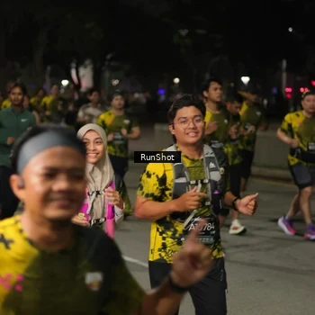 Runner Photo 7065991