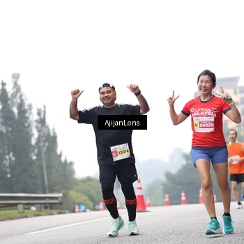 Runner Photo 7066006
