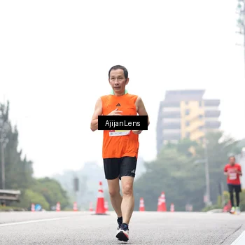 Runner Photo 7066008