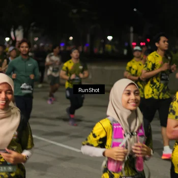 Runner Photo 7066023
