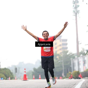 Runner Photo 7066041