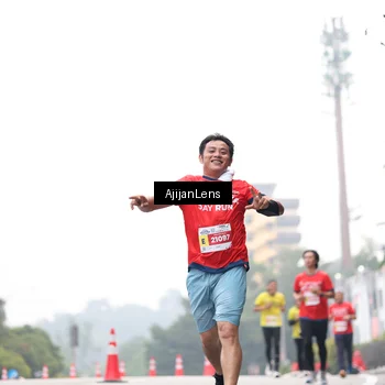 Runner Photo 7066046