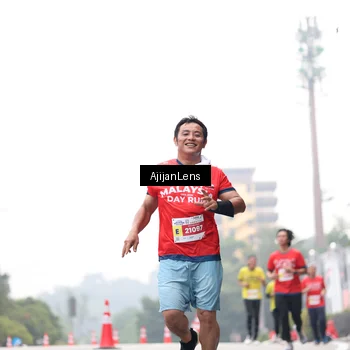 Runner Photo 7066050
