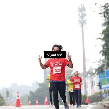 Runner Photo 7066054