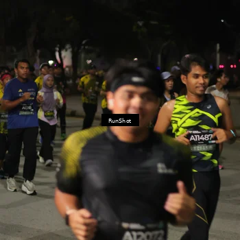 Runner Photo 7066060