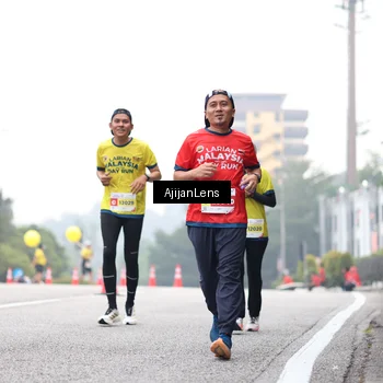 Runner Photo 7066066