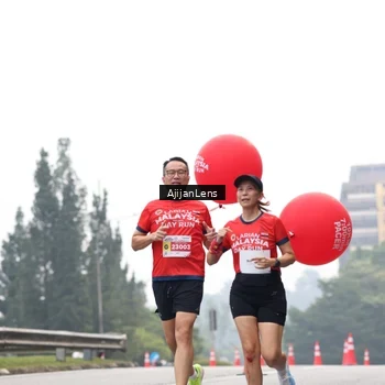 Runner Photo 7066124