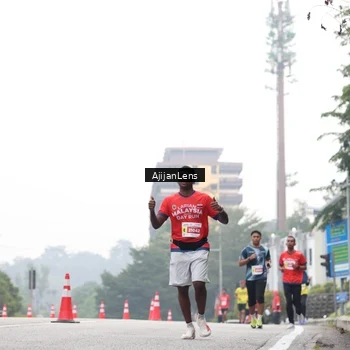 Runner Photo 7066126