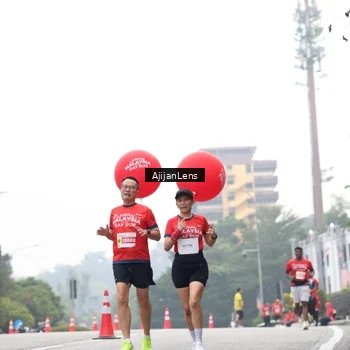 Runner Photo 7066135