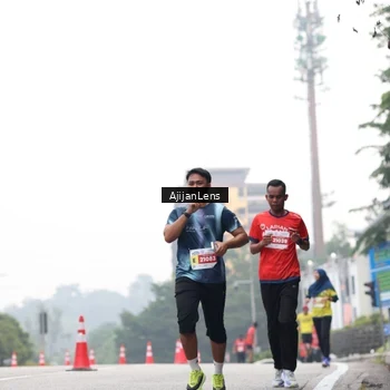Runner Photo 7066151