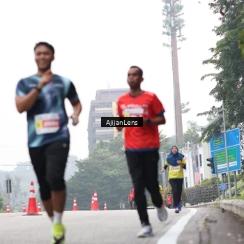 Runner Photo 7066153