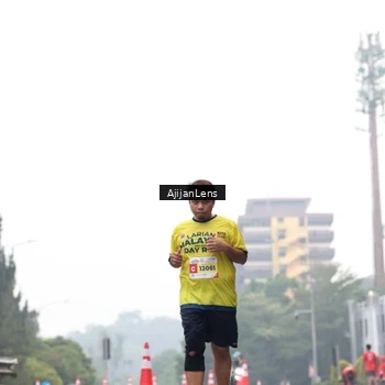 Runner Photo 7066168