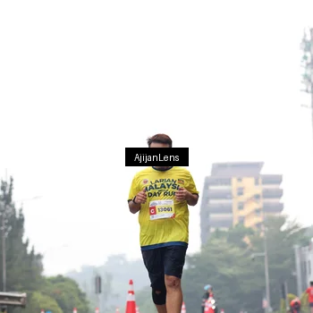 Runner Photo 7066171