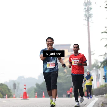 Runner Photo 7066176