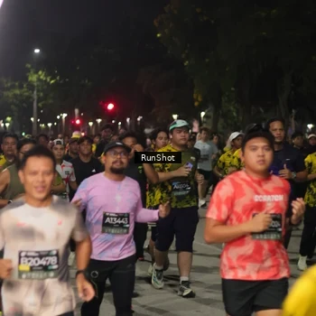 Runner Photo 7066181