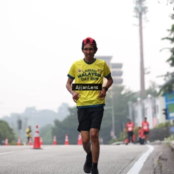 Runner Photo 7066183
