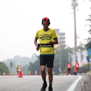 Runner Photo 7066185