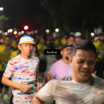 Runner Photo 7066201