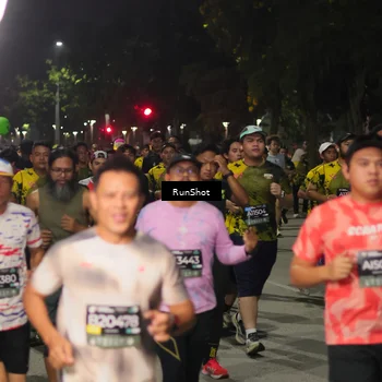 Runner Photo 7066214
