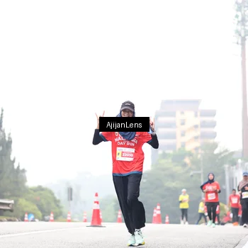Runner Photo 7066218