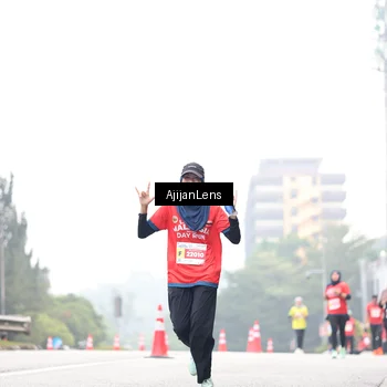 Runner Photo 7066228