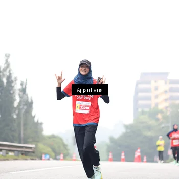 Runner Photo 7066230