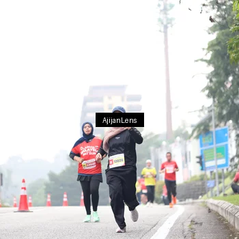 Runner Photo 7066233
