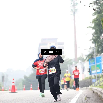 Runner Photo 7066235