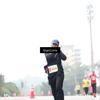 Runner Photo 7066263