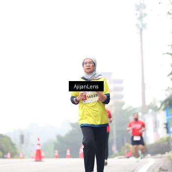 Runner Photo 7066277