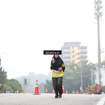 Runner Photo 7066305