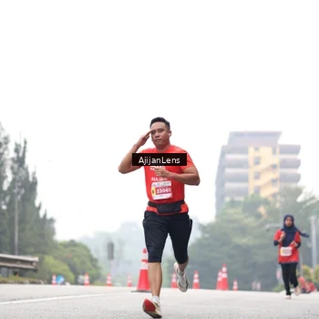 Runner Photo 7066319