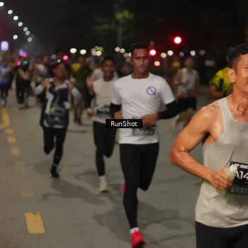 Runner Photo 7066320